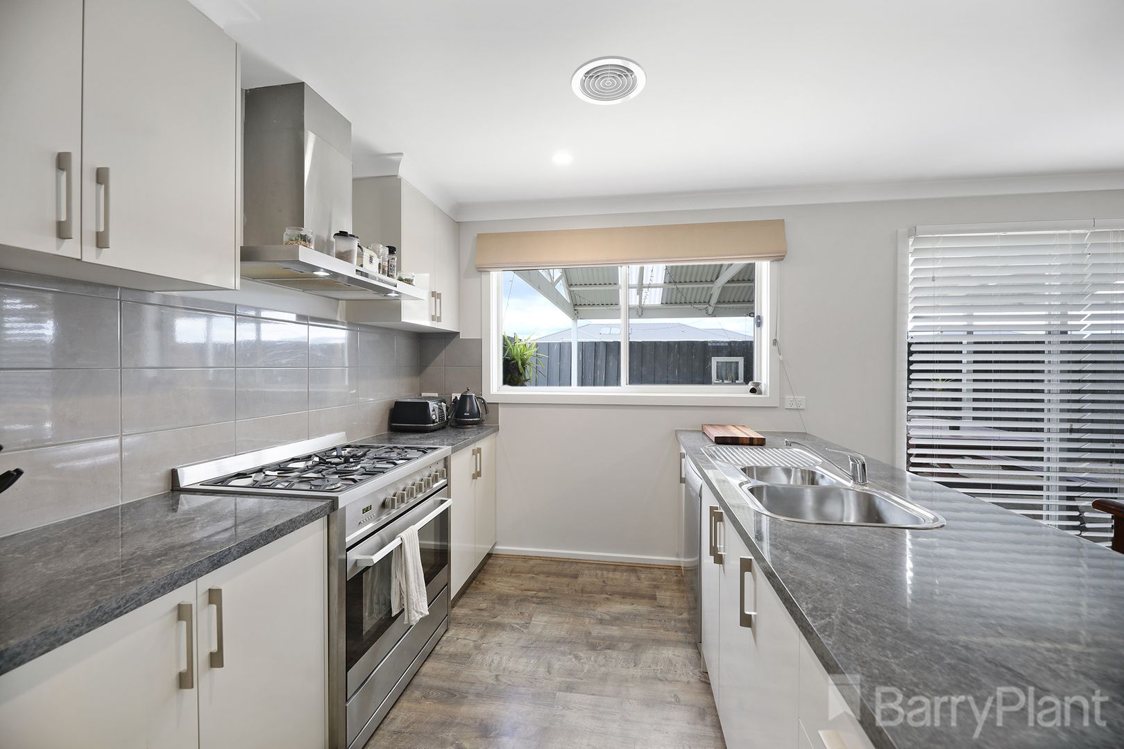 15 Winterton Place, Yinnar VIC 3869, Image 2