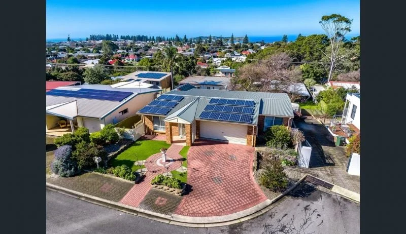 5 Edzell Ct, Victor Harbor SA 5211