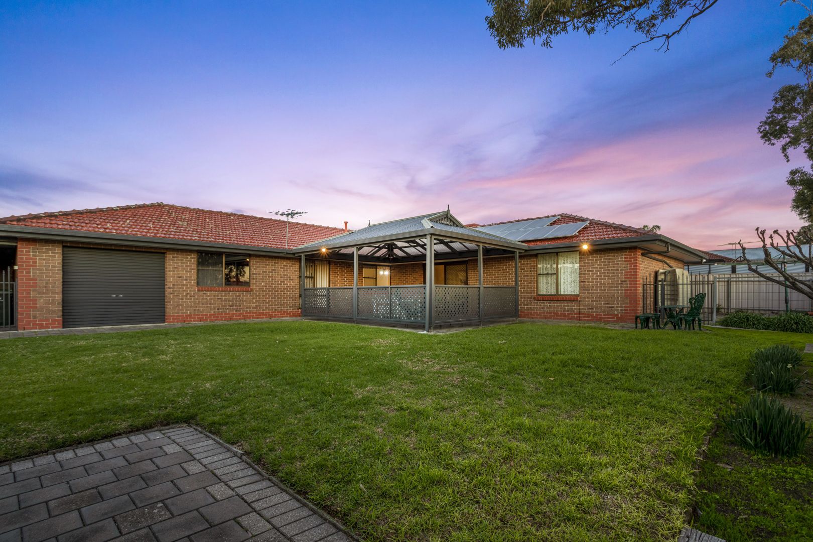 4 Shetland Street, Woodcroft SA 5162, Image 2