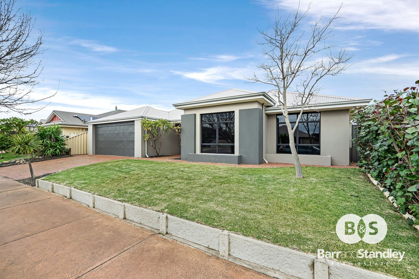 4 Jindalee Way, Millbridge WA 6232, Image 0