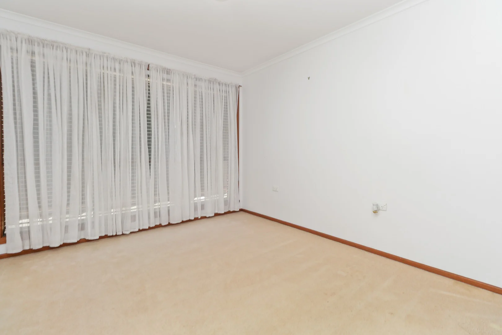 Additional image 8 of 174 Fernleigh Road, Mount Austin NSW 2650