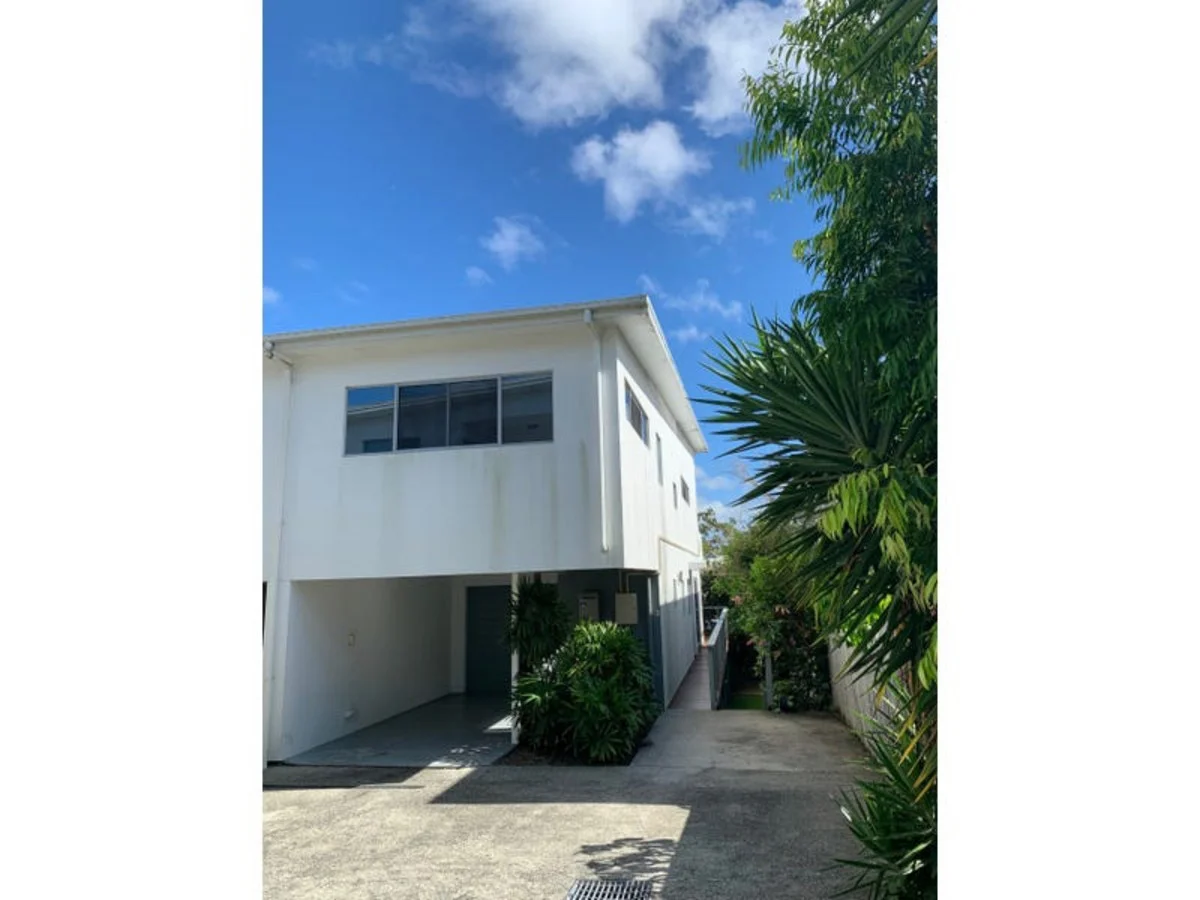 Primary image of 3/87 Pohlman Street, Southport QLD 4215