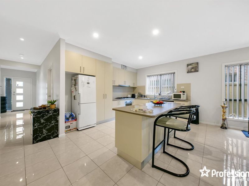 14 Triandra Drive, Brookfield VIC 3338, Image 1