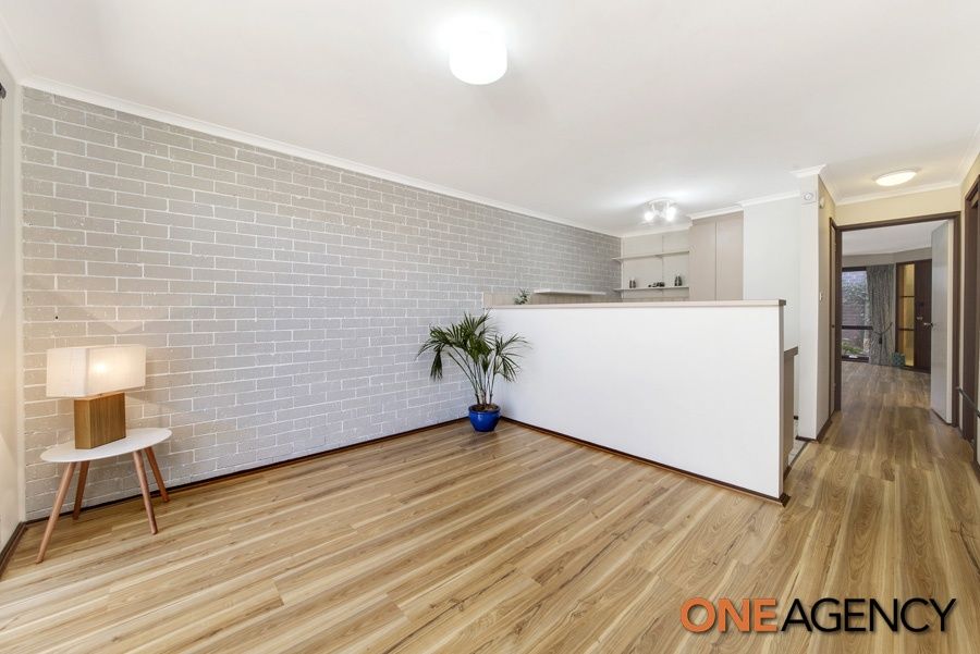 9/15 Mansfield Place, Phillip ACT 2606, Image 2