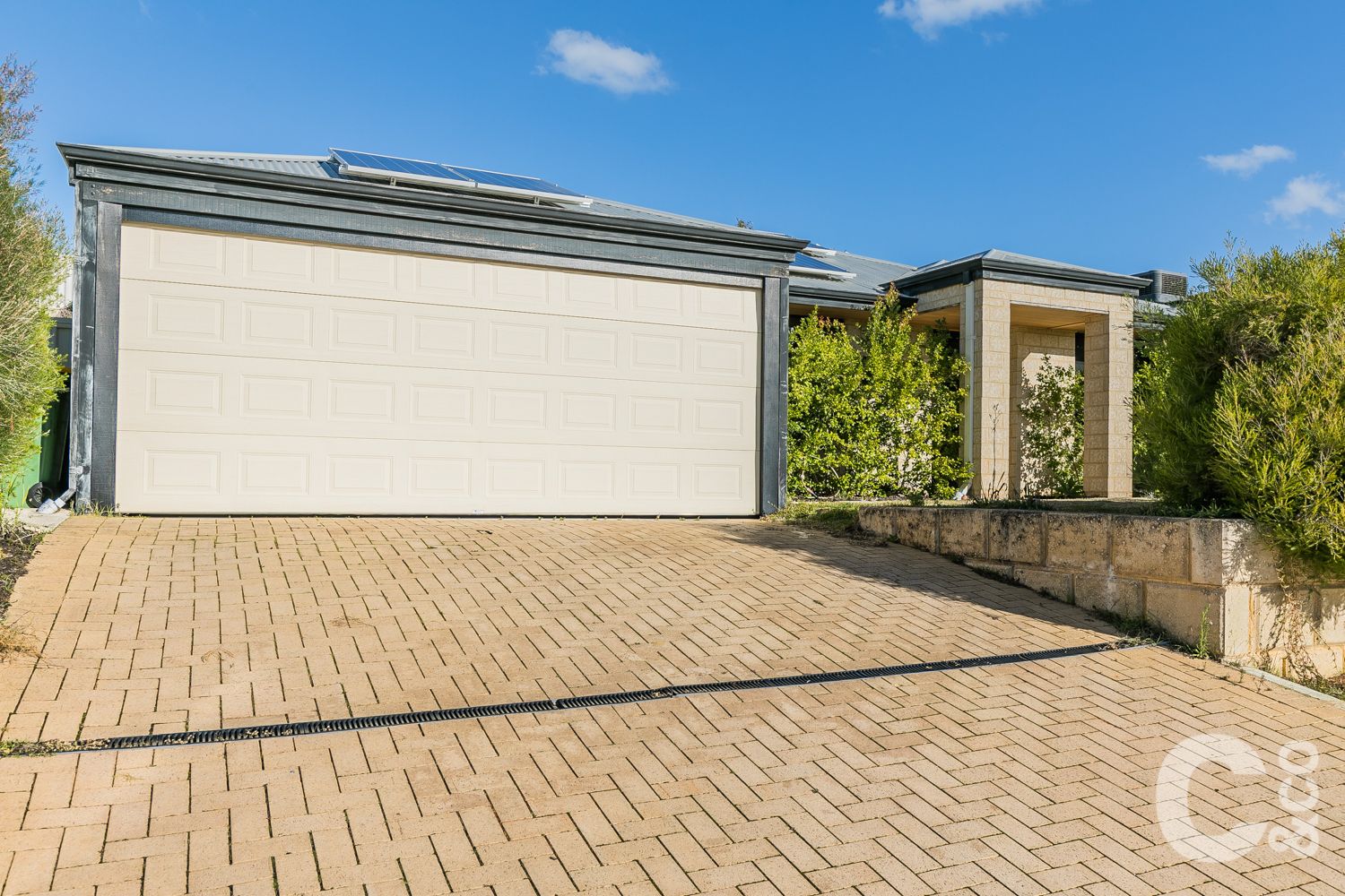 3 bedrooms House in 11 Dunster Way ORELIA WA, 6167