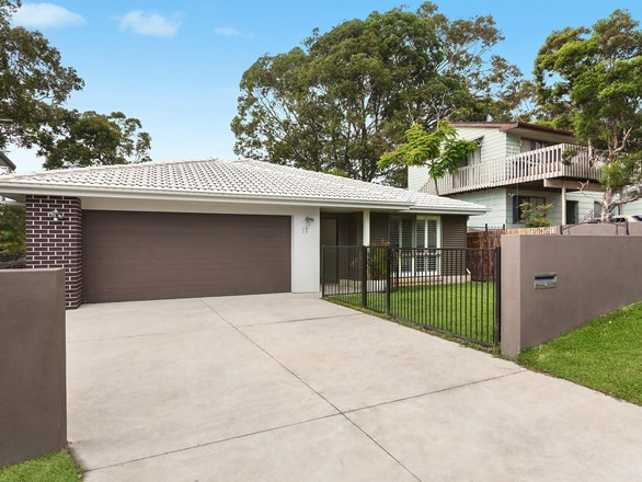 18 Shannon Parade, Berkeley Vale NSW 2261