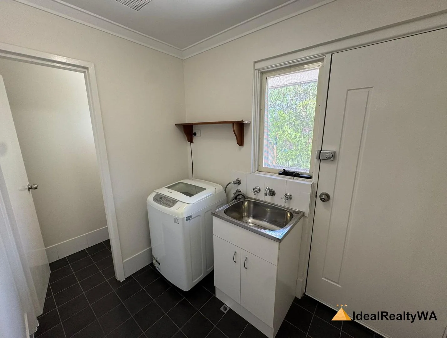 Additional image 27 of 245 Vahland Avenue, Willetton WA 6155