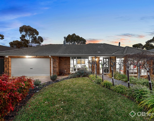 13 Bellevue Boulevard, Hillside VIC 3037