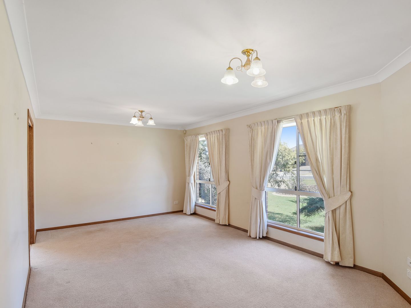 3 Emerald Court, Middle Ridge QLD 4350 House For Rent 600 Domain