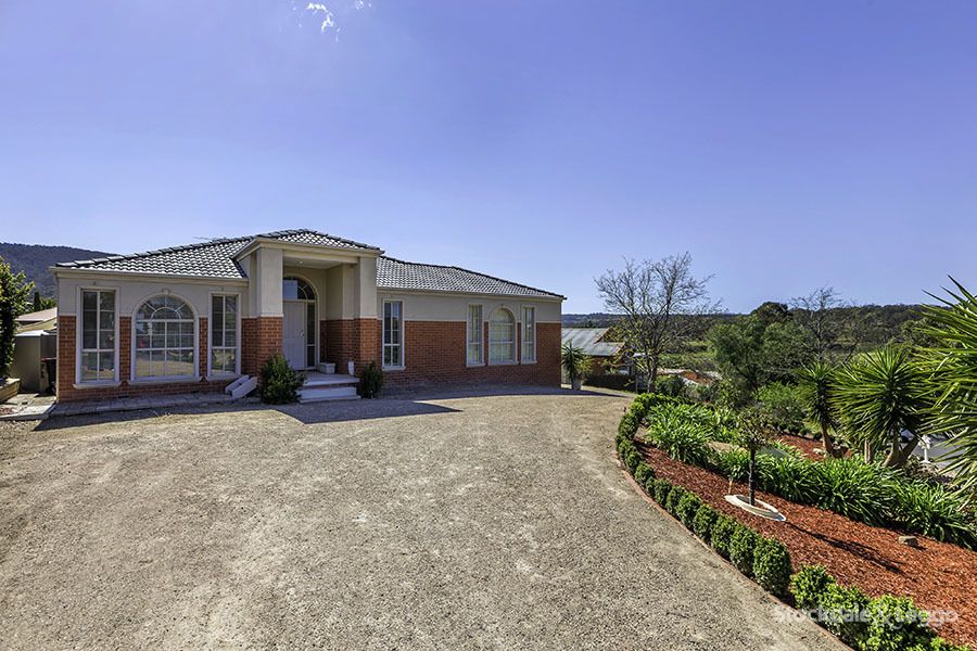 13 St Andrews Way, Bacchus Marsh VIC 3340, Image 0