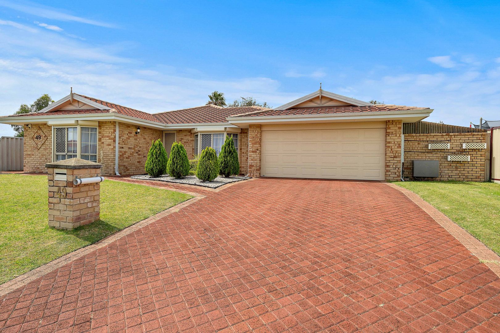 49 Manly Crescent, Warnbro WA 6169, Image 1