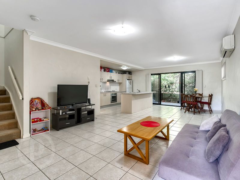 6/48 Halcomb Street, ZILLMERE QLD 4034, Image 1