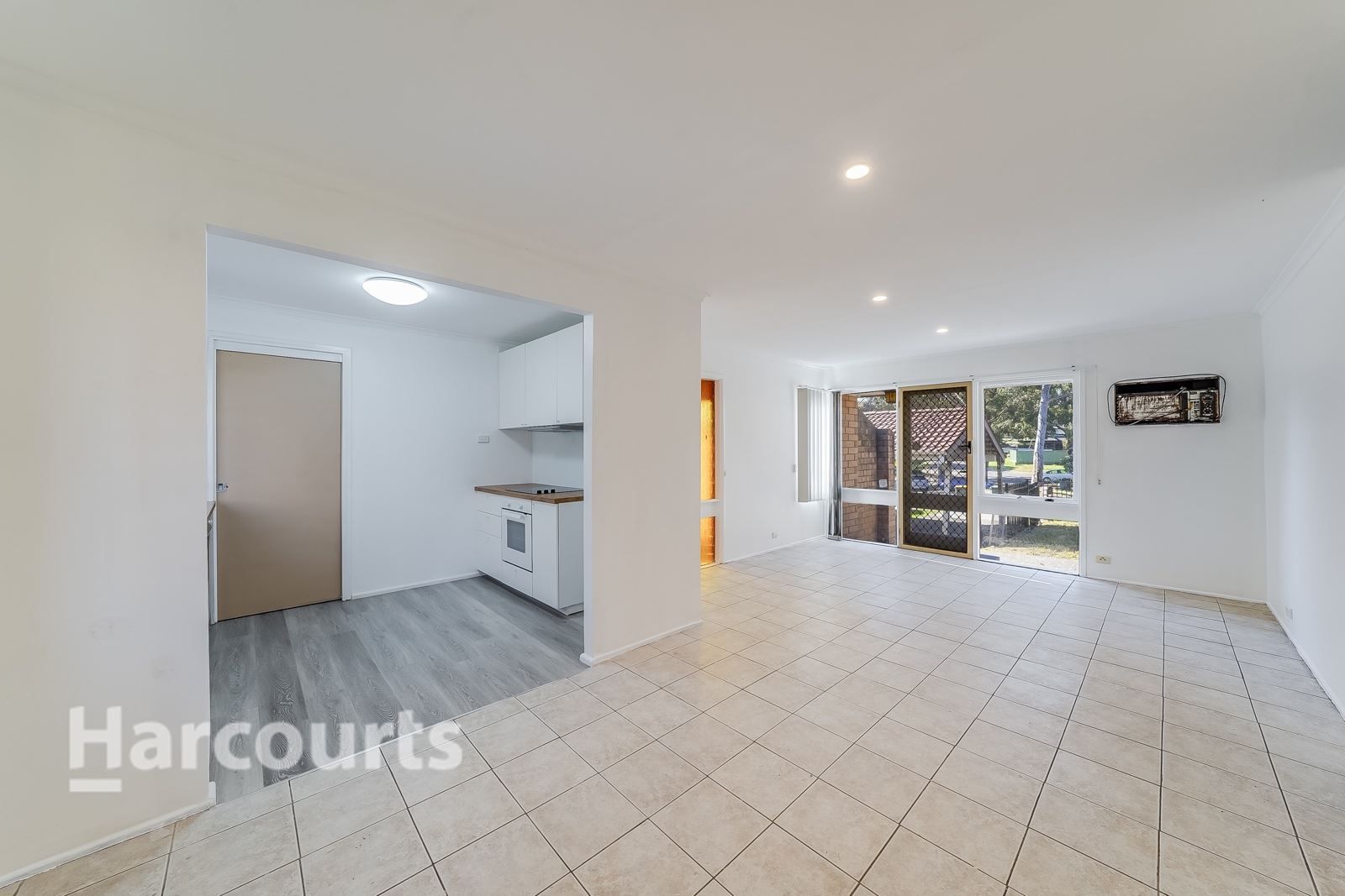 9 Polwarth Close, Bradbury NSW 2560, Image 1