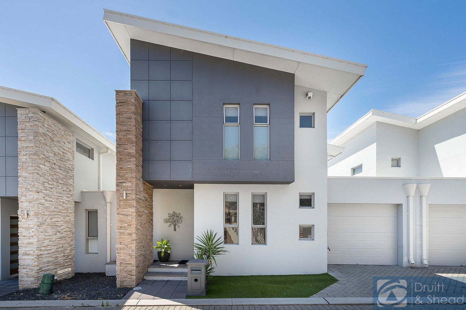 3 bedrooms Townhouse in 6 Kessell  Court MOUNT LAWLEY WA, 6050