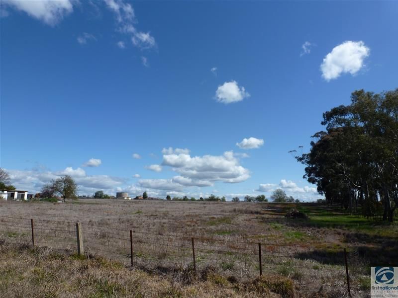 Lots 1, 2, 6, 7, 8, Distillery Road, Wahgunyah VIC 3687, Image 0