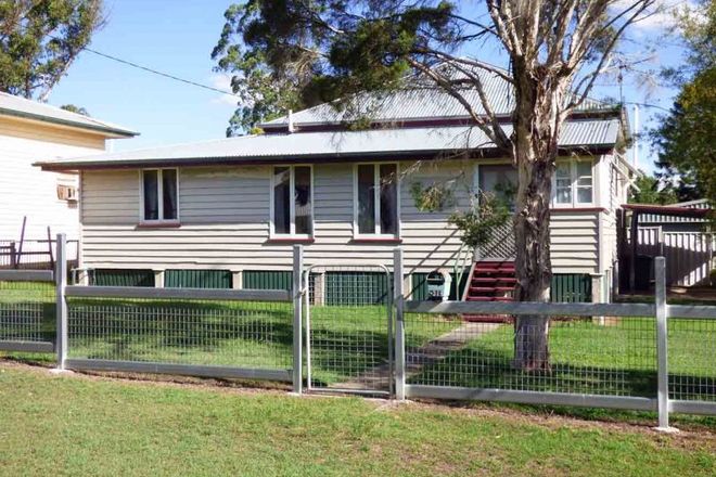 Picture of 31 South Street, CROWS NEST QLD 4355