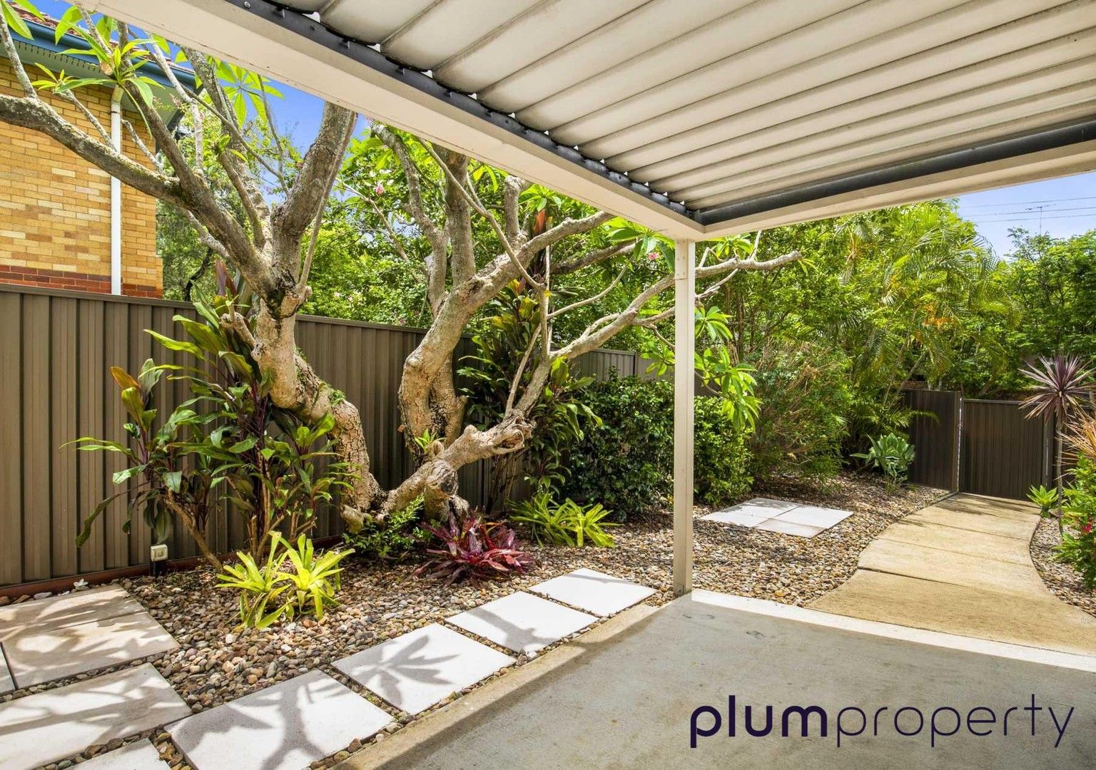 3 bedrooms Townhouse in 1/12 Augustus Street TOOWONG QLD, 4066