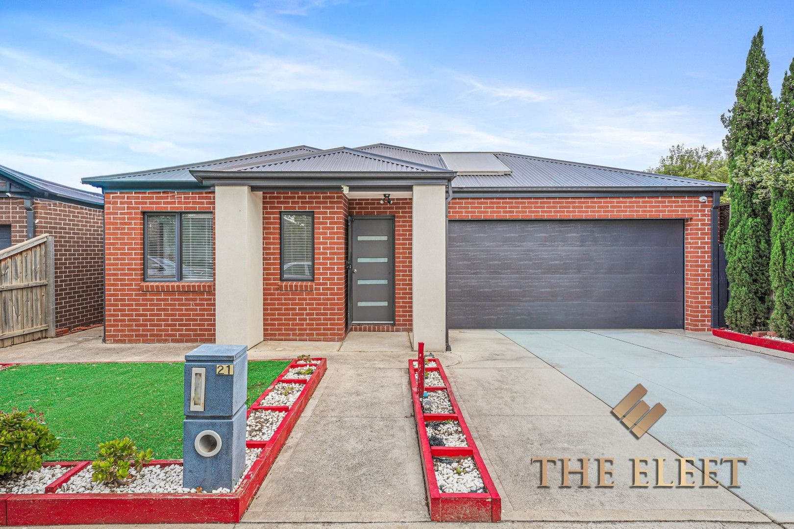 4 bedrooms House in 21 Eaglecrest Avenue FRASER RISE VIC, 3336