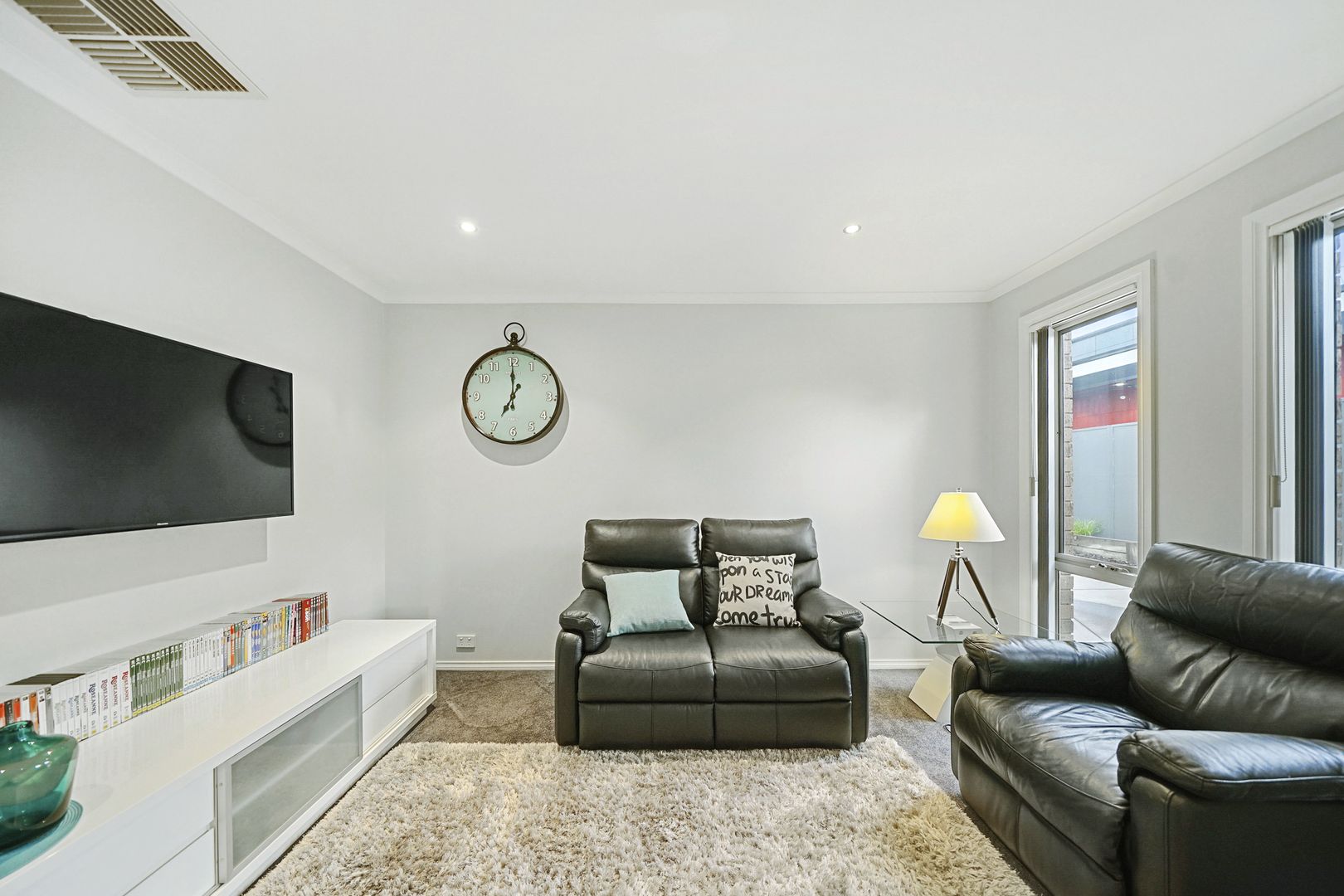 3/7 Monahans Road, Cranbourne West VIC 3977, Image 2