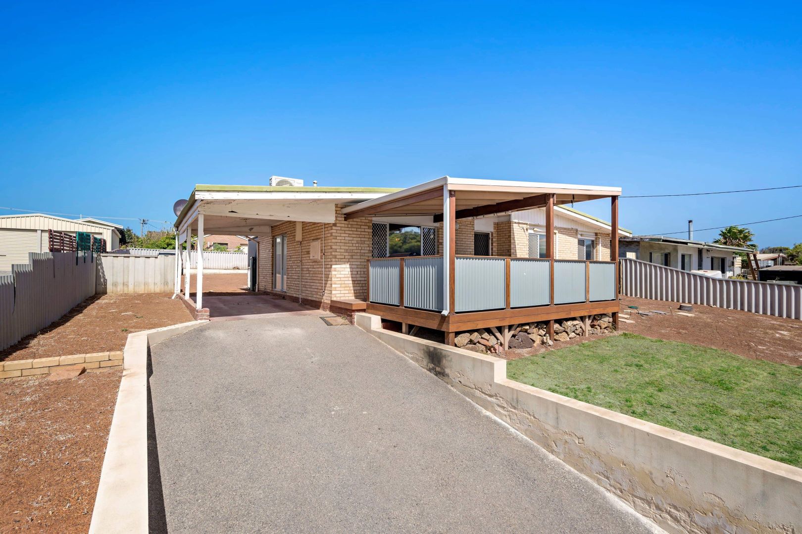 120 Brand Highway, Tarcoola Beach WA 6530, Image 1