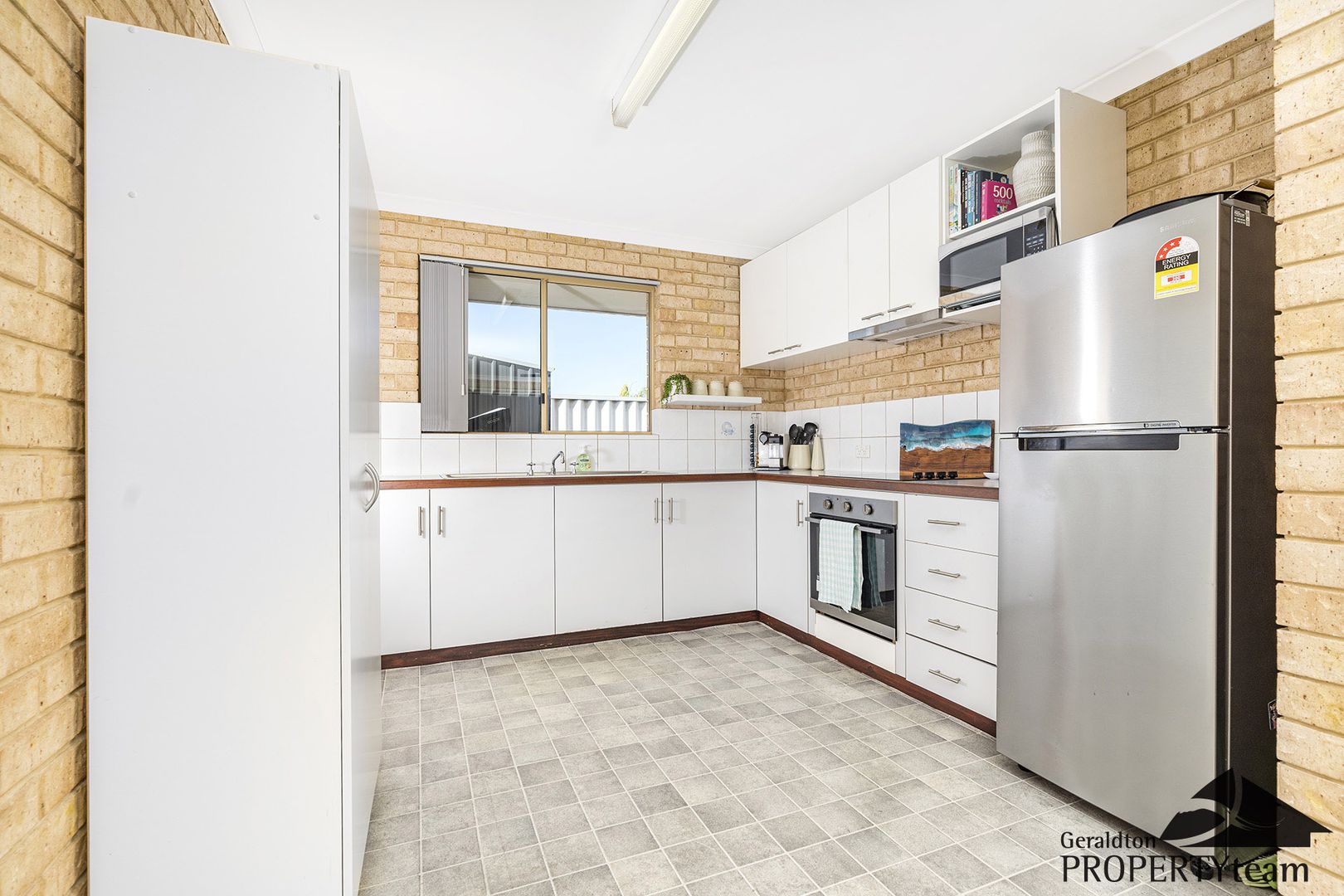 6/69 Railway Street, Bluff Point WA 6530, Image 2