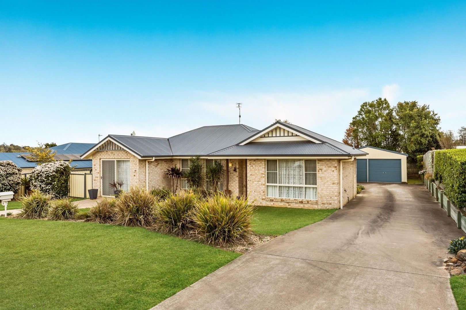 10 Vicky Avenue, Crows Nest QLD 4355, Image 0