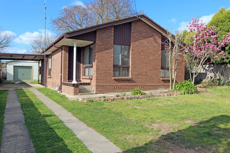 1 Wyatt Street, Moss Vale NSW 2577