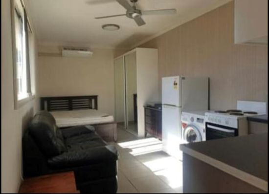 1 bedrooms Studio in 1 150 Braeside road GREYSTANES NSW, 2145