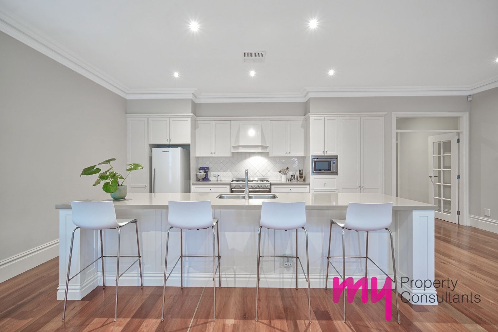 8 Casson Common, Camden Park NSW 2570, Image 1