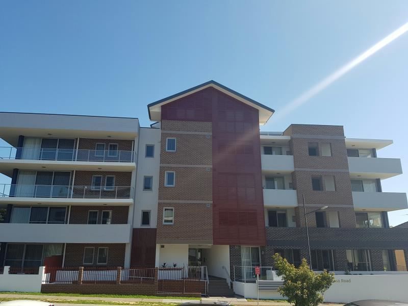 3 bedrooms Apartment / Unit / Flat in 13/54 Santana Road CAMPBELLTOWN NSW, 2560