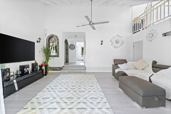 21 Bartlett Avenue Nerang 4211 - Image 3