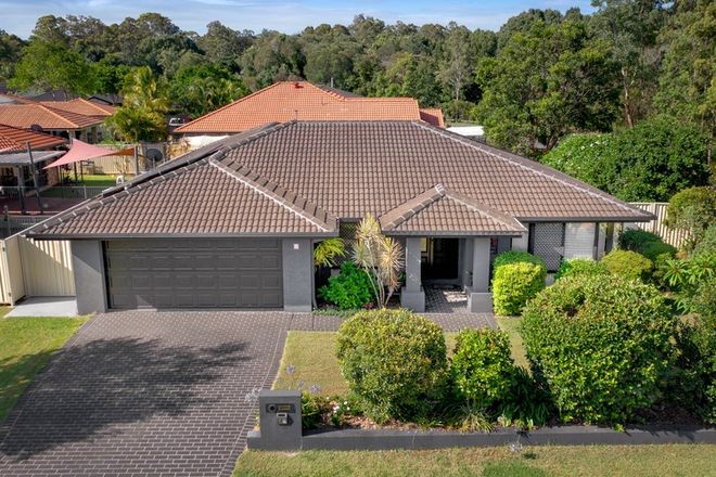 Picture of 2 Bowerbird Court, CASHMERE QLD 4500