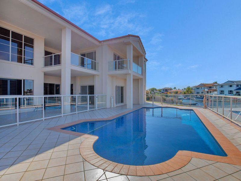 14 Chesterfield Place, Runaway Bay QLD 4216, Image 1
