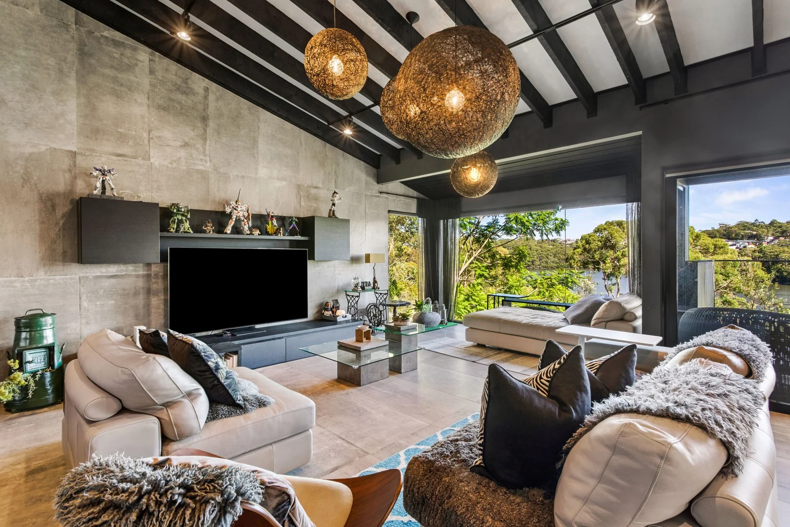 161 Fowler Road, Illawong NSW 2234