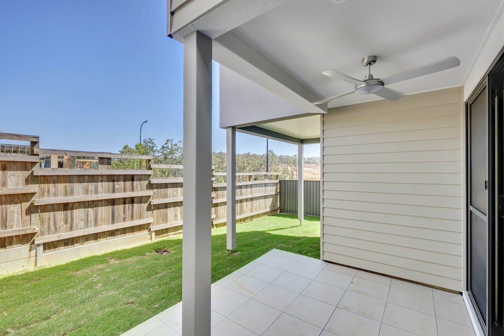 4 bedrooms Terrace in 58 Solar Circuit SPRING MOUNTAIN QLD, 4300