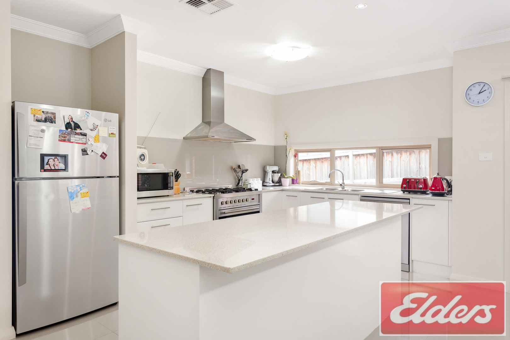 6 Franzman Avenue, Elderslie NSW 2570, Image 2