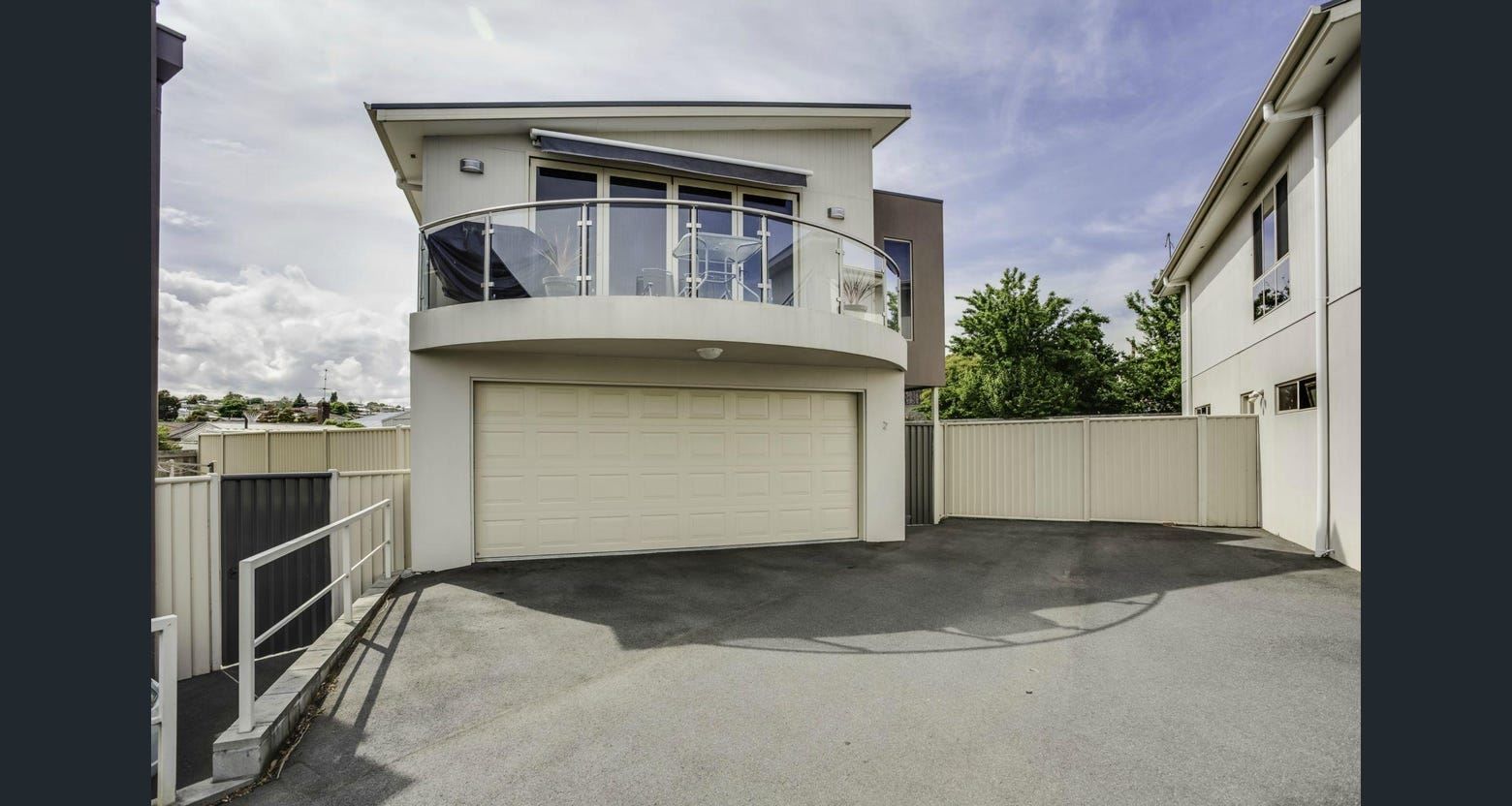 3 bedrooms Apartment / Unit / Flat in 2/35 Rothesay Close NEWNHAM TAS, 7248