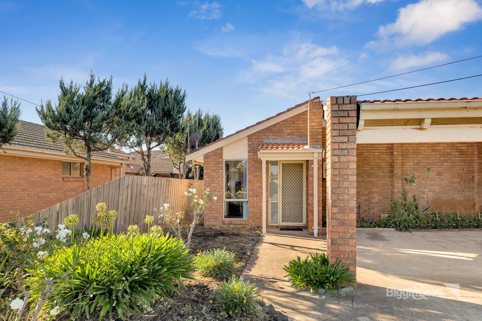 1/22 Leila Street, Deer Park VIC 3023 Domain