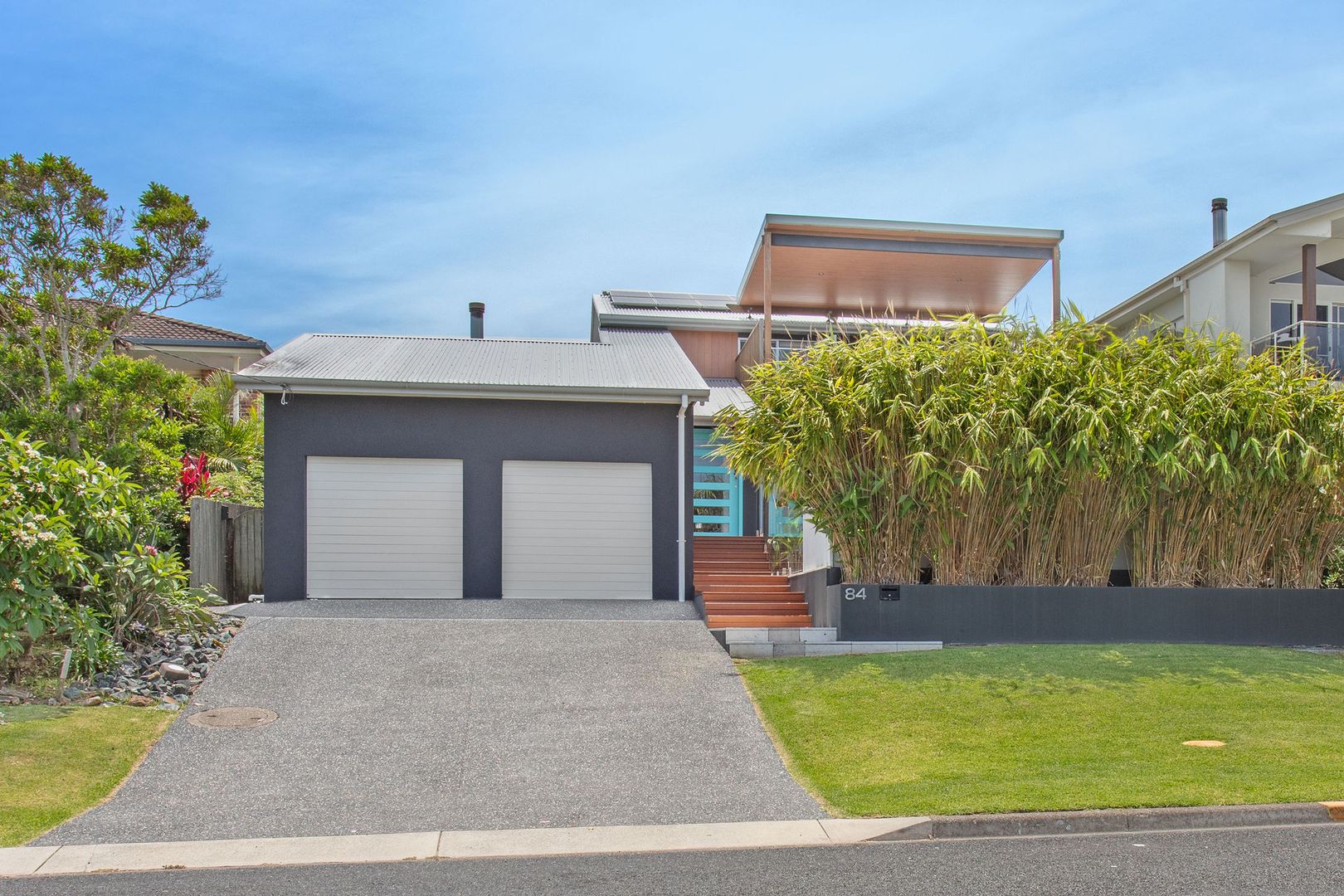 84 Lakeview Crescent, Forster NSW 2428, Image 2