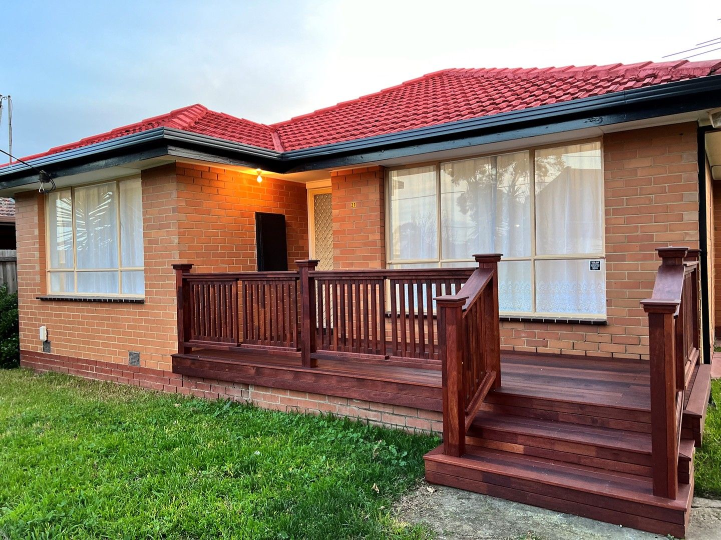 3 bedrooms House in 31 Moffat Street ST ALBANS VIC, 3021