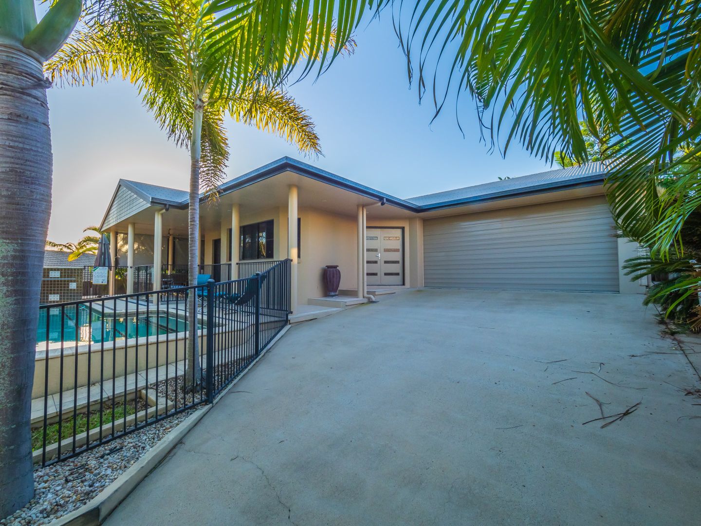 15 Muldoon Court, Eimeo QLD 4740, Image 2