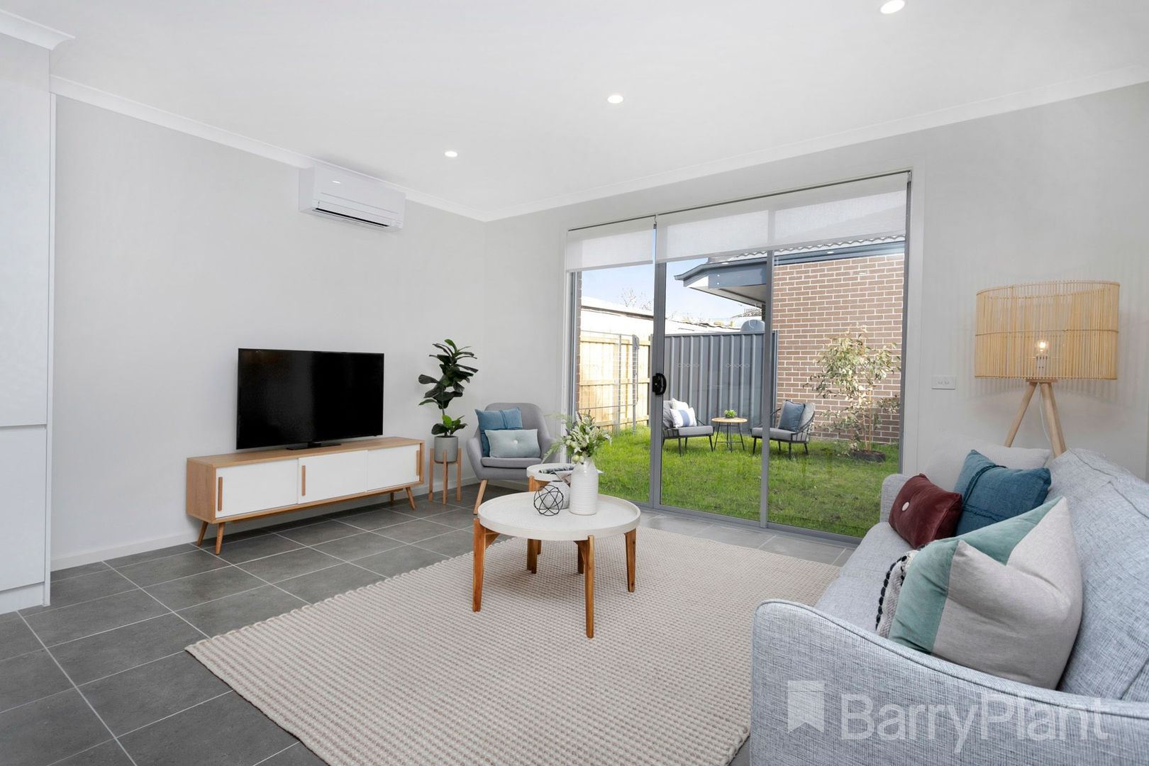 2/93 Cumberland Street, Sunshine North VIC 3020, Image 2