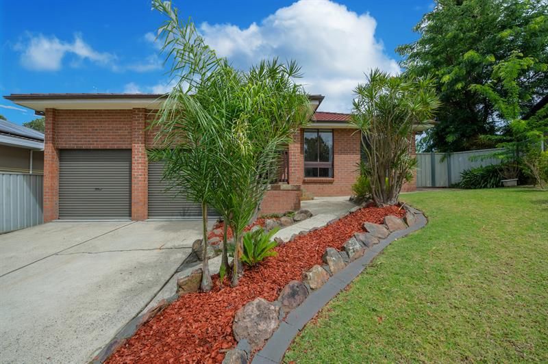 2 Whisson Cl, Abbotsbury NSW 2176, Image 0