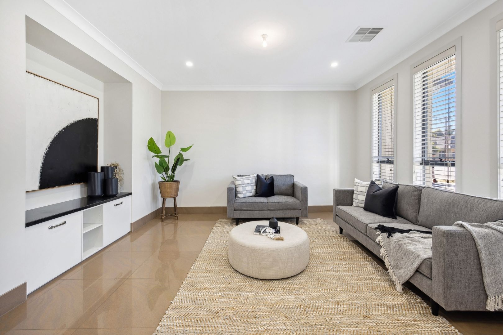 27 Lamorna Parade, Parafield Gardens SA 5107, Image 1