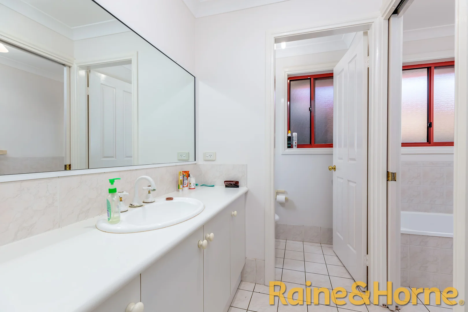 Additional image 6 of 2/6-8 Sturt Circle, Dubbo NSW 2830