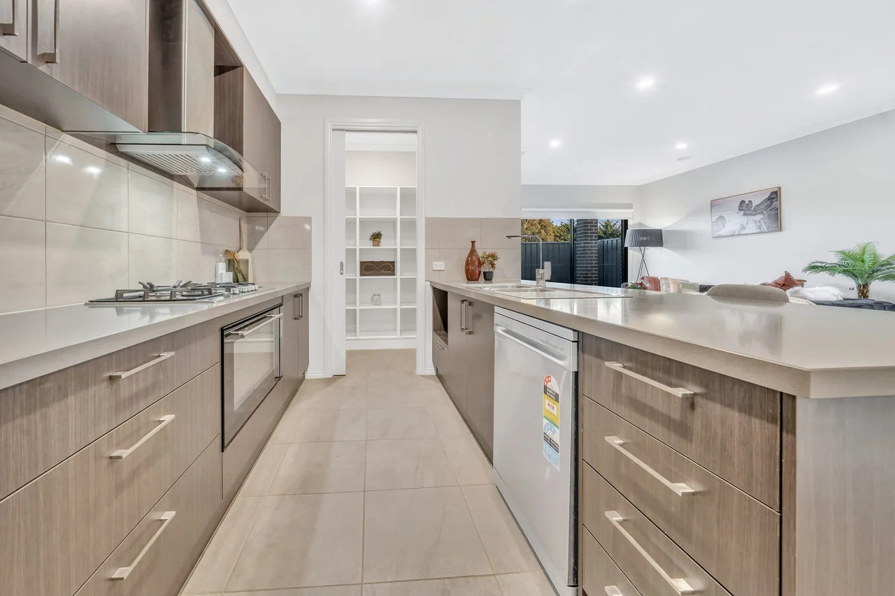 Additional image 2 of 15 Pecan Grove, Clyde North VIC 3978