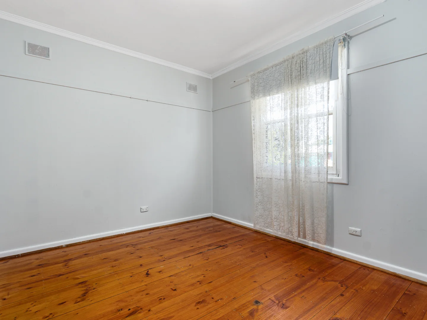 Additional image 10 of 6 Stakes Cres, Elizabeth Downs SA 5113