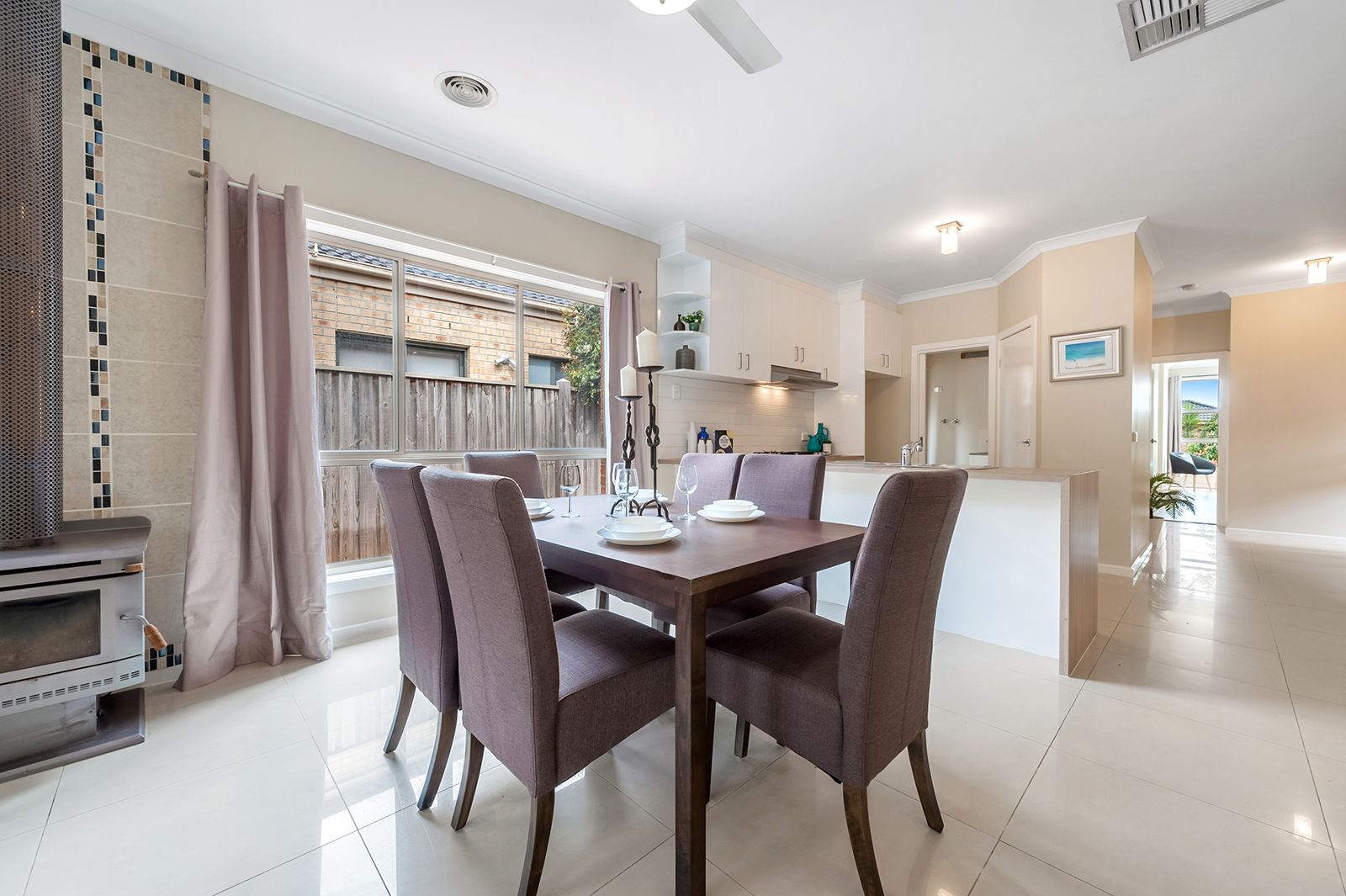 16 Glengarry Place, Craigieburn VIC 3064 Domain