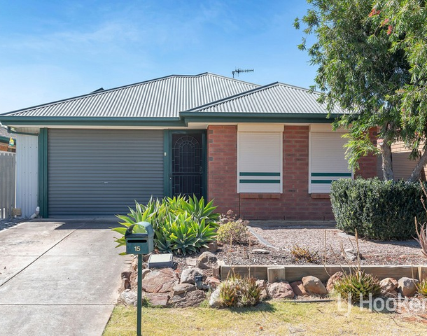 15 Stuart Drive, Craigmore SA 5114