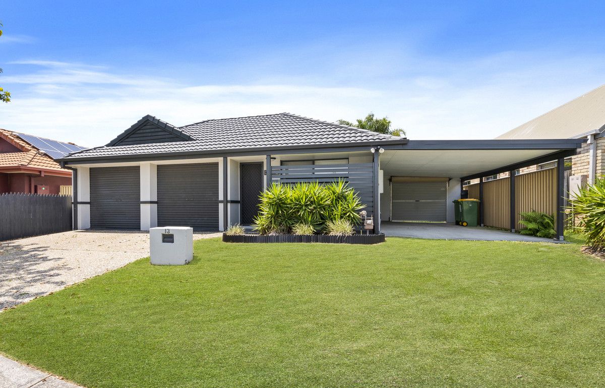 4 bedrooms House in 13 Sidney Nolan Drive COOMBABAH QLD, 4216